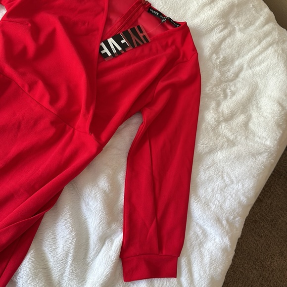 Long red cocktail dress. - Picture 3 of 5